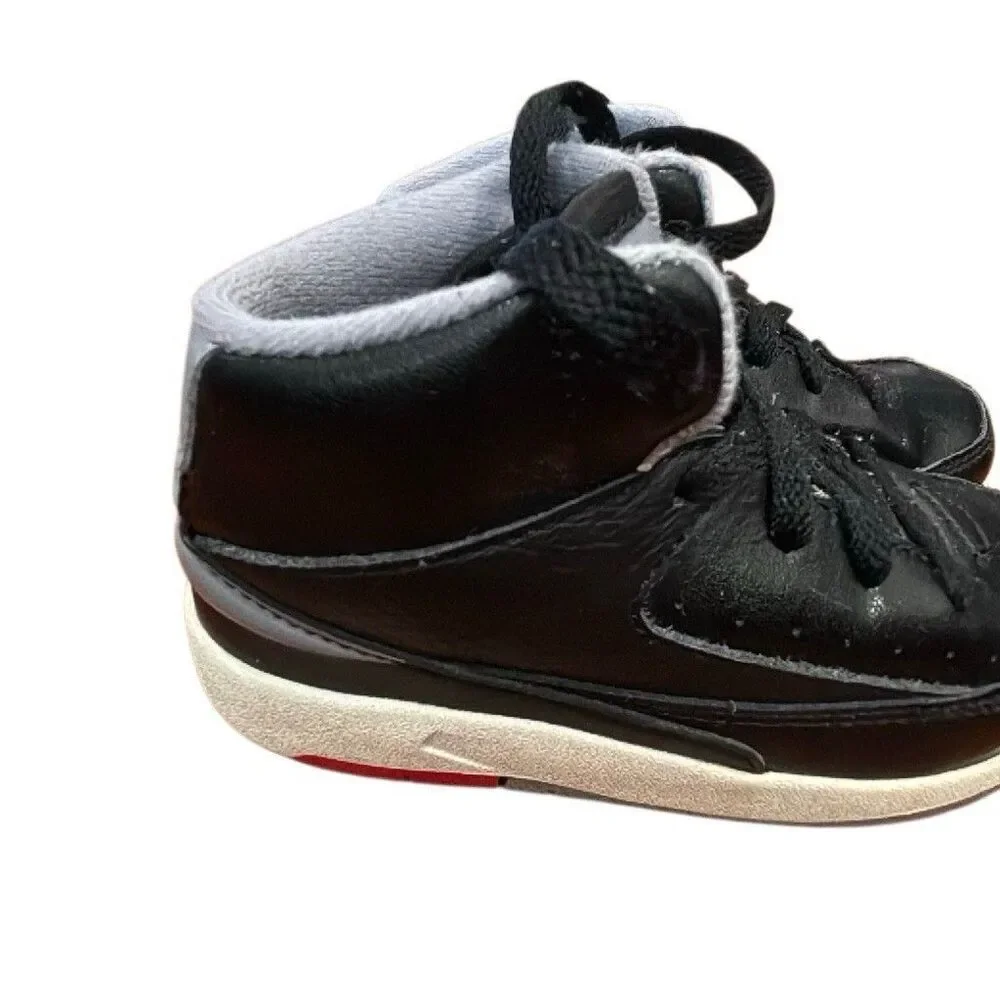 Nike Air Jordan 2 Unisex Kids Black/Gray/Red/White Leather Mid Top Sneakers 8C